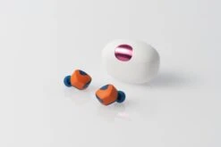 Dragon Ball Z Goku Wireless In-ear Headphones By Prime Audio -Little Things Toys 12140A 001 03 000 004