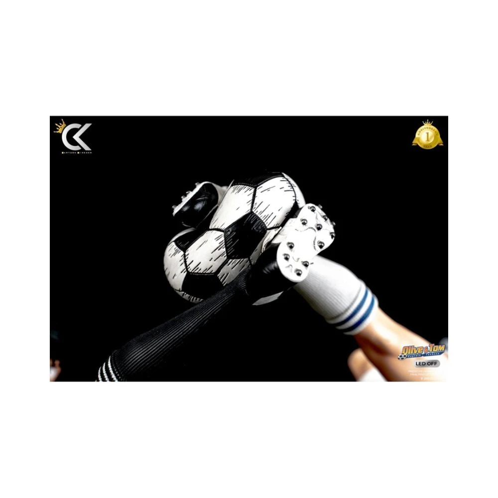 Captain Tsubasa Vs Hyuga1/6 Scale Limited Edition Statue 5 Captain Tsubasa Vs Hyuga1/6 Scale Limited Edition Statue - Image 5