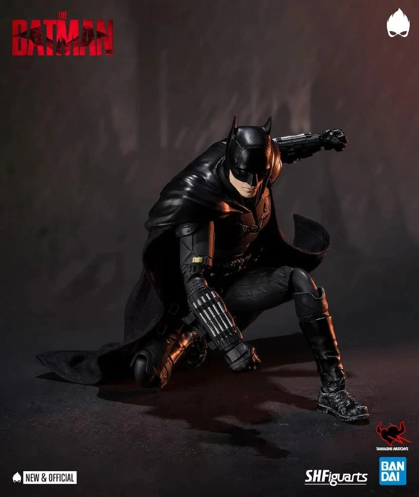The Batman 2022 S.H. Figuarts Action Figure 1/12 Scale Batman By Bandai 4 The Batman 2022 S.H. Figuarts Action Figure 1/12 Scale Batman By Bandai - Image 4