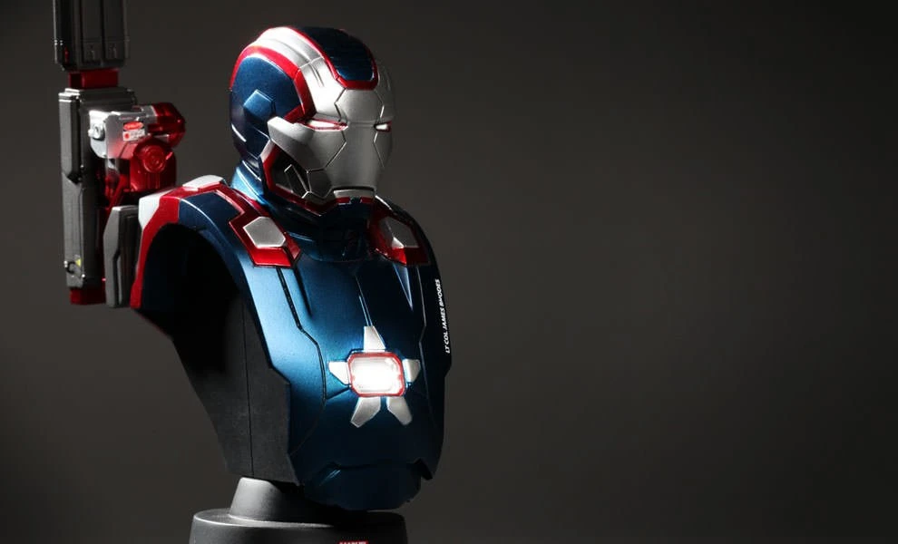 Hot Toys Sideshow Collectibles - Marvel Iron Patriot 1:6 Bust 4 Hot Toys Sideshow Collectibles - Marvel Iron Patriot 1:6 Bust - Image 4