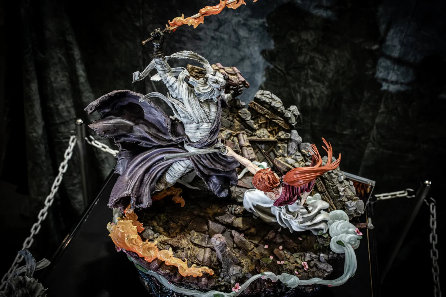 Rurouni Kenshin Elite Exclusive Kenshin VS Shishio (25th Anniversary) Limited Edition 1/6 Scale Statue 4 Rurouni Kenshin Elite Exclusive Kenshin VS Shishio (25th Anniversary) Limited Edition 1/6 Scale Statue - Image 4