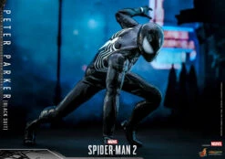 Marvel Spider Man Peter Parker (black Suit ) 1:6 Scale Action Figure By Hot Toys -Little Things Toys GK 615336 000 004