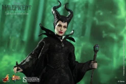 Disney MALEFICENT 1/6 Scale Action Figure By Hot Toys 11 Disney MALEFICENT 1/6 Scale Action Figure By Hot Toys -Little Things Toys HK 175966 000 006