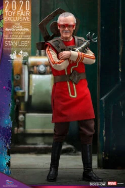 Marvel STAN LEE BARBER SAKAAR PLANET 1/6 Scale Action Figure By Hot Toys 12 Marvel STAN LEE BARBER SAKAAR PLANET 1/6 Scale Action Figure By Hot Toys -Little Things Toys HK 605047 000 005