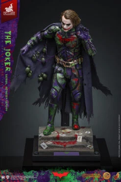 The Joker (Batman Imposter Version) (Artisan Edition) Action Figure By Hot Toys 6 The Joker (Batman Imposter Version) (Artisan Edition) Action Figure By Hot Toys -Little Things Toys HK617941 000 003