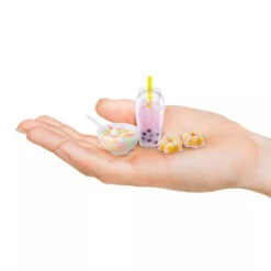 MGA Miniverse Make It Mini Food Cafe Series 1 Blind Box -Little Things Toys MGA 587200 000 004