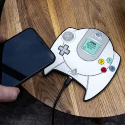 SEGA Dreamcast Hand Controller Wireless Charging Mat -Little Things Toys NUM 431602 000 003