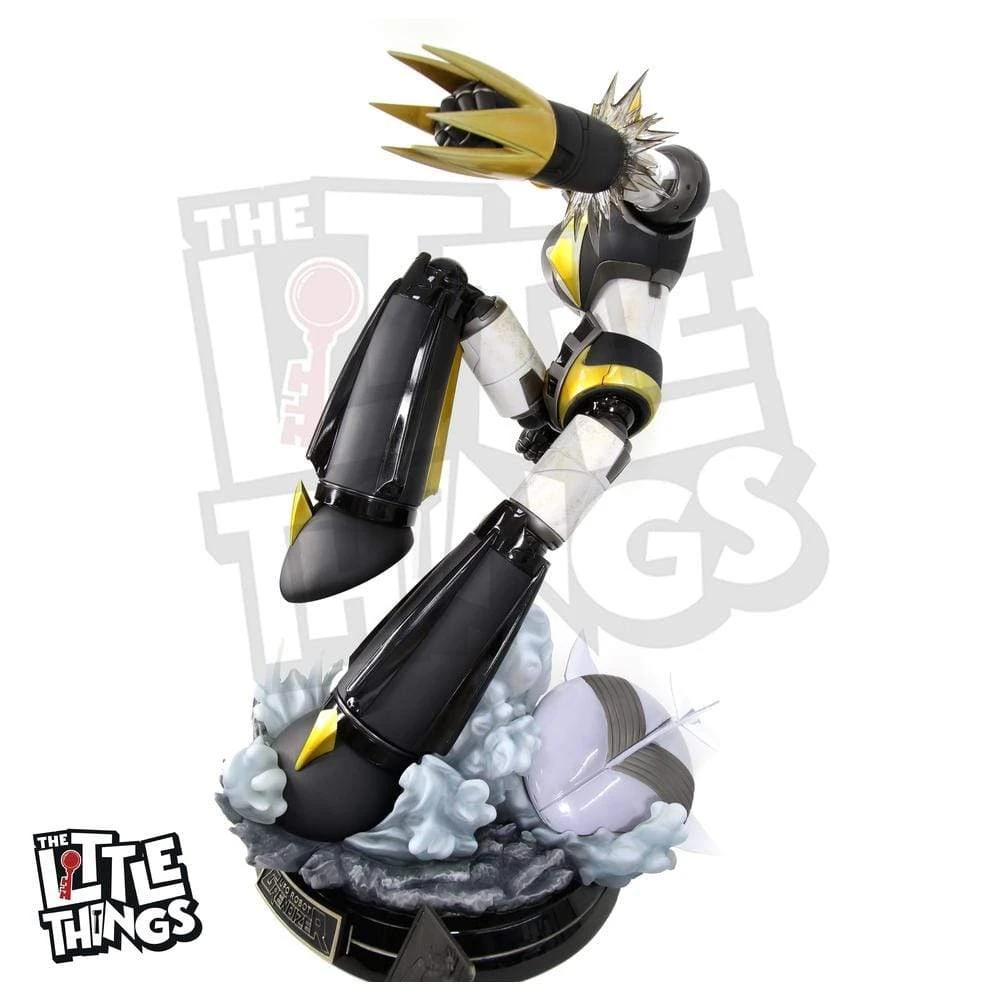 Black Grendizer HQS Dubai Exclusive 4 Black Grendizer HQS Dubai Exclusive - Image 4